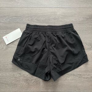 Lululemon hotty hot high rise shorts 4” lined - 6